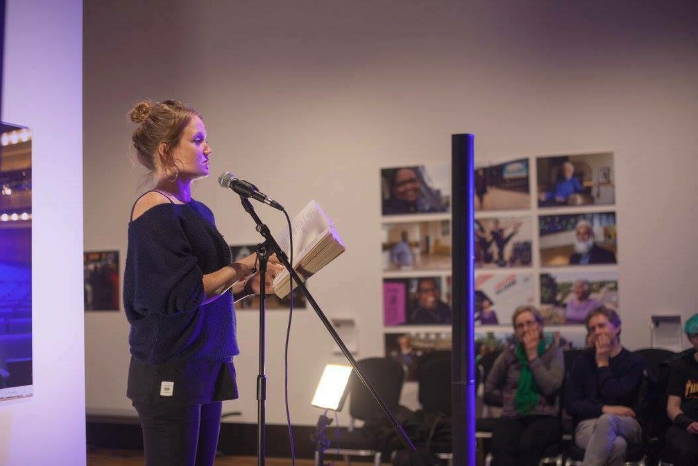 Poet Hollie McNish performing at a Wordlife event.